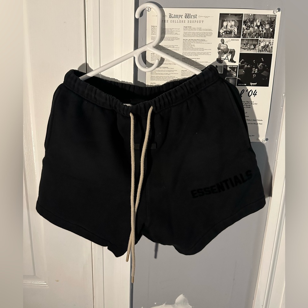 Essentials Black shorts